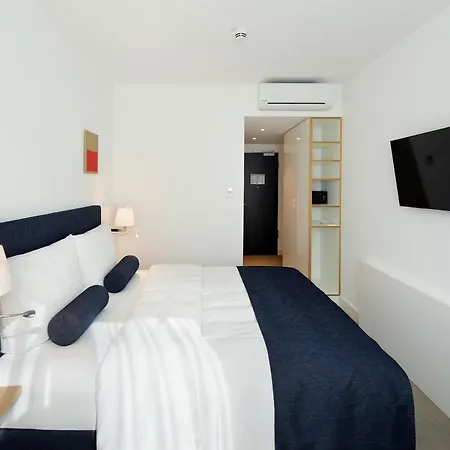 Bayer 89 Vi Vadi Hotel 3*