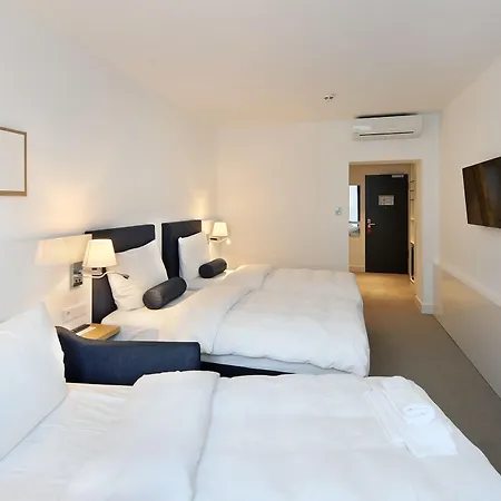 Bayer 89 Vi Vadi Hotel Munich