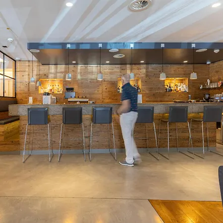 Bayer 89 Vi Vadi Hotel Munich
