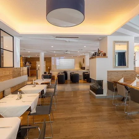 Hotel Bayer 89 Vi Vadi 3*